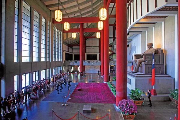 Precise Changing of the Guard ceremony at Sun Yat-sen Memorial Hall.