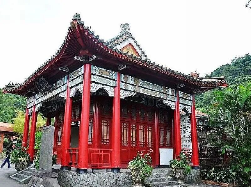 Xilan Pavilion and inscribed tablet