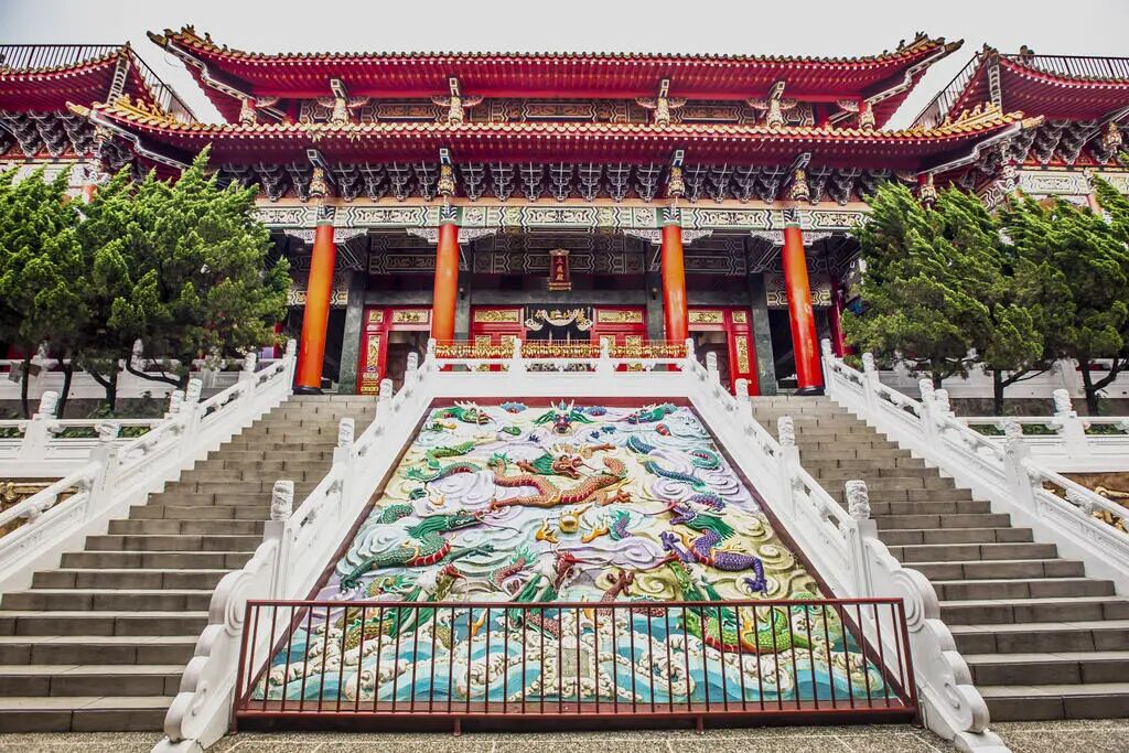 Wenwu Temple grand entrance with ornate details