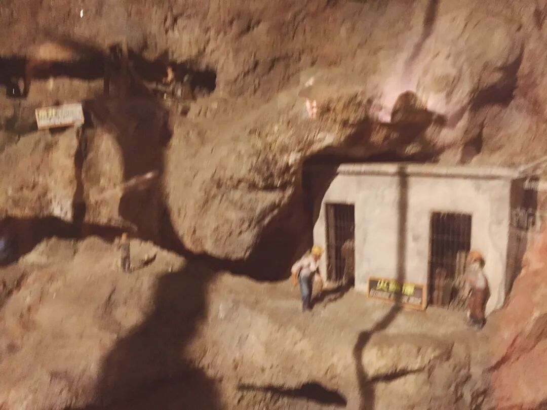 Inside Prince's House. Interior details of the Prince's House, showing Japanese influence.