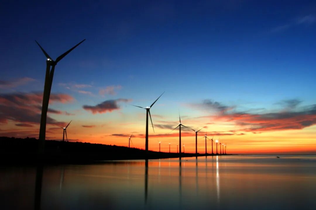 Stunning sunset at Gaomei Wetlands