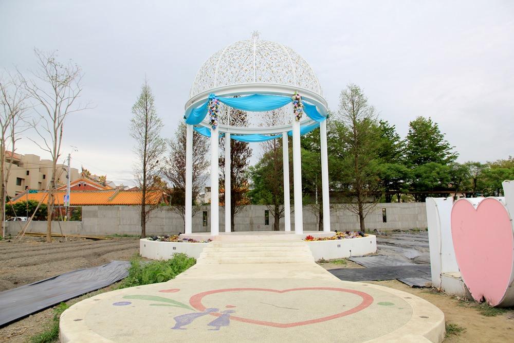 Taiwan's Liuli Wonderland flower fields and romantic settings