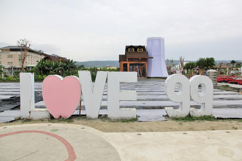 Taiwan's Liuli Wonderland flower fields and romantic settings