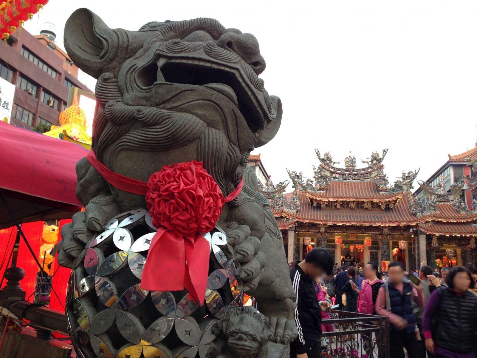 Vibrant Dajia Jenn Lann Temple in Taichung, Taiwan