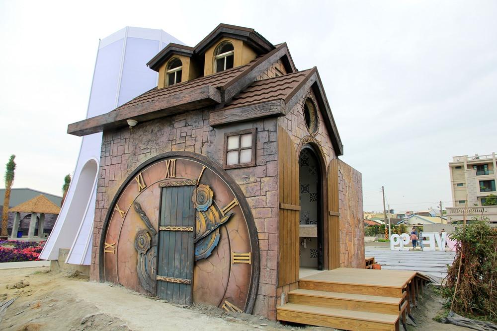 Taiwan's Liuli Wonderland flower fields and romantic settings